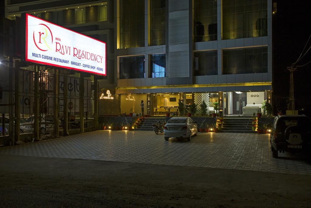 Hotel Ravi Residency Morbi Exterior foto